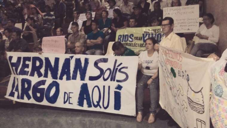 H. Solís también fue cuestionada por intentos de Proyectos Hidroeléctricos en ríos del Sur